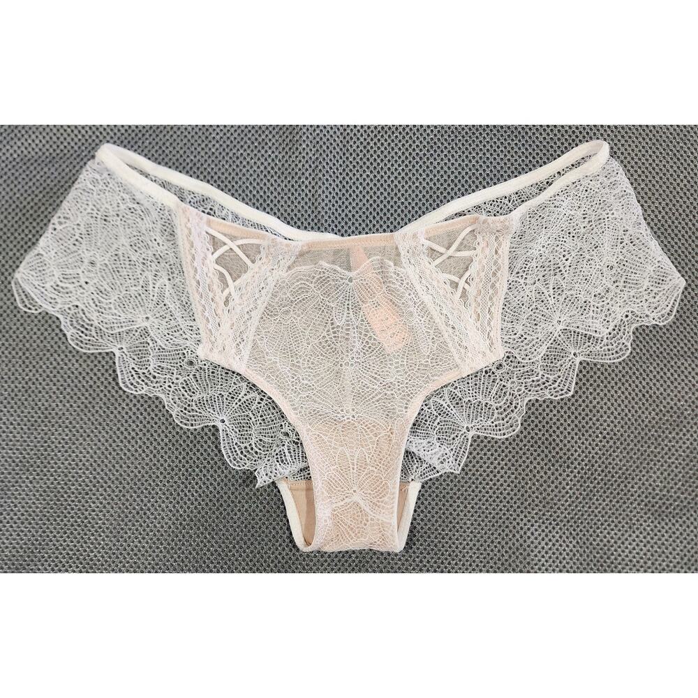 NEW Victoria's Secret Very Sexy Cheeky Panty~ Nude with Off-white Lace, Size M